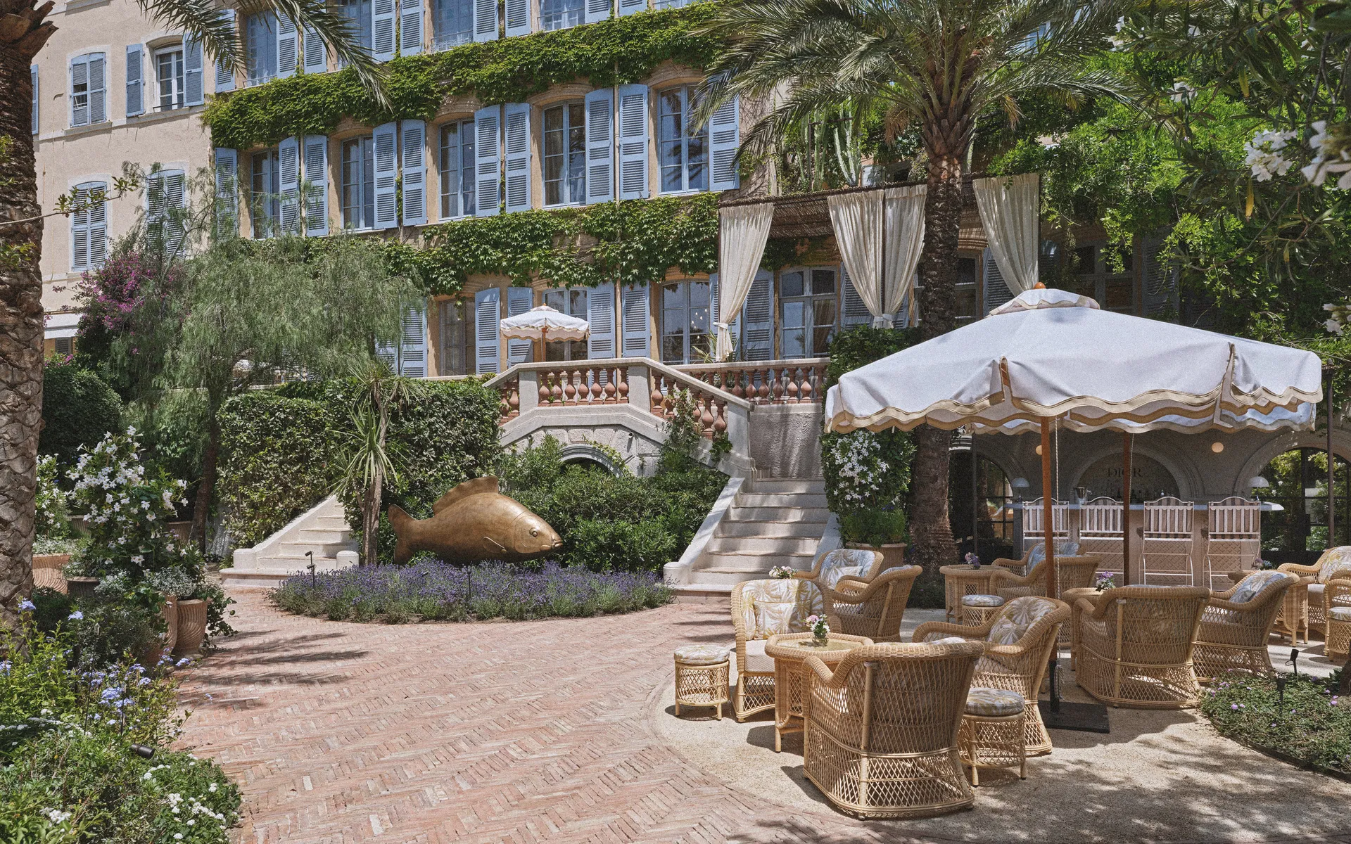 Yacht Ownership in Saint-Tropez - Dior