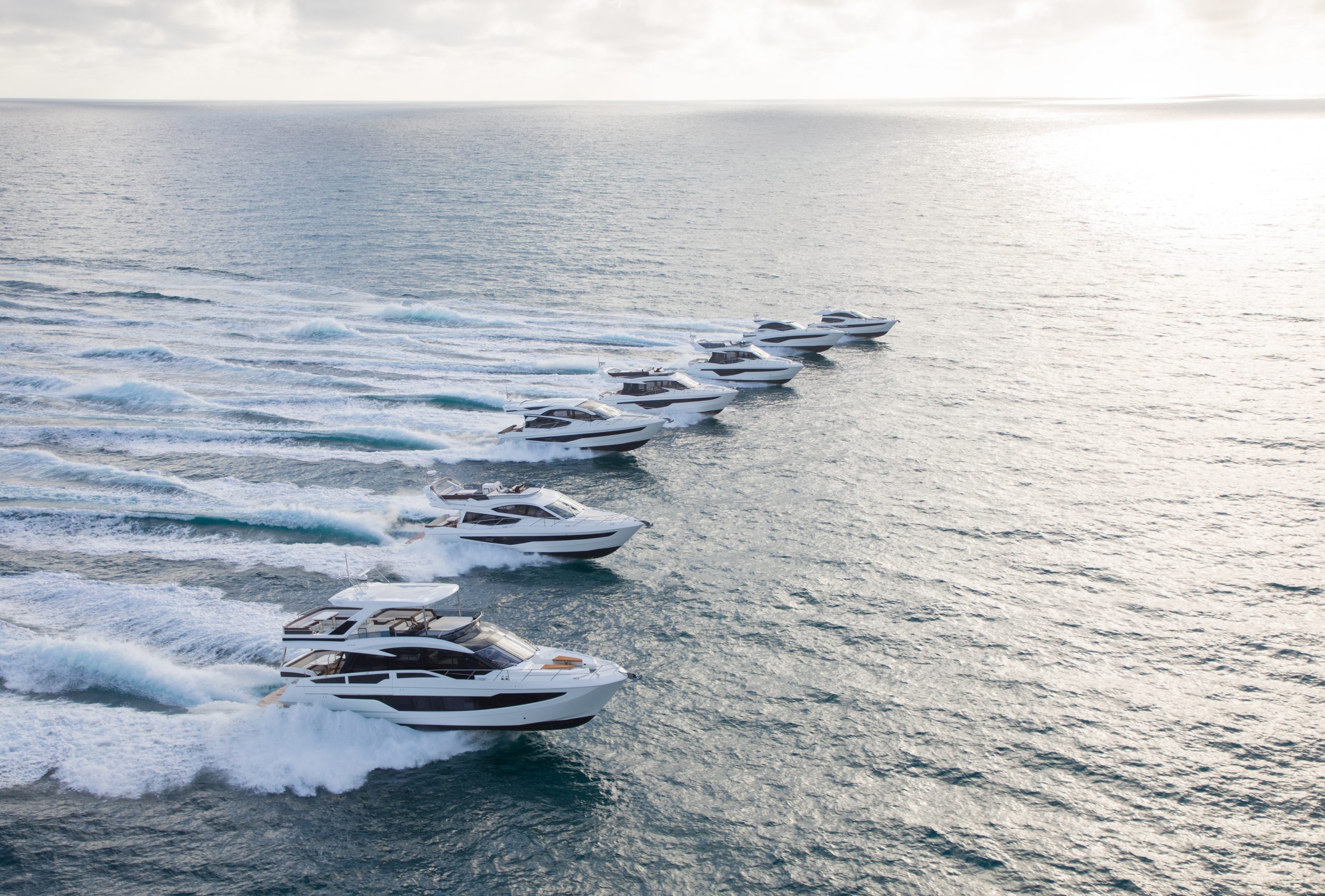 Best Motor Yachts Under 50 Feet for Hong Kong