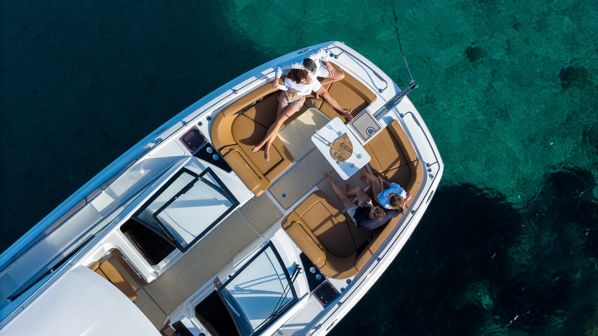 Four Winns TH36 - Foredeck